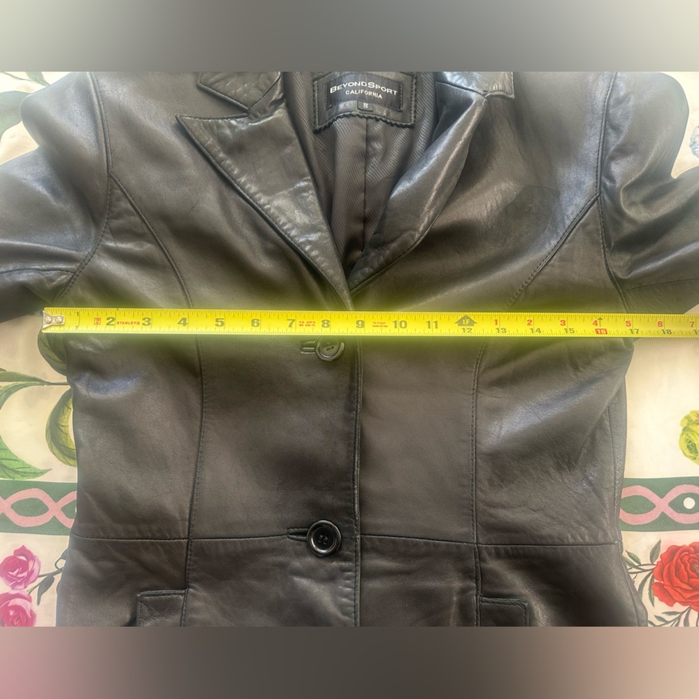 Elegant Black Leather Jacket for Women Genuine leather - Picture 9 of 13